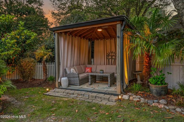 605 Bradley Creek Point Road, Wilmington, NC 28403