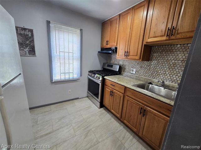 7671 - 7675 Evergreen Avenue, Detroit, MI 48228
