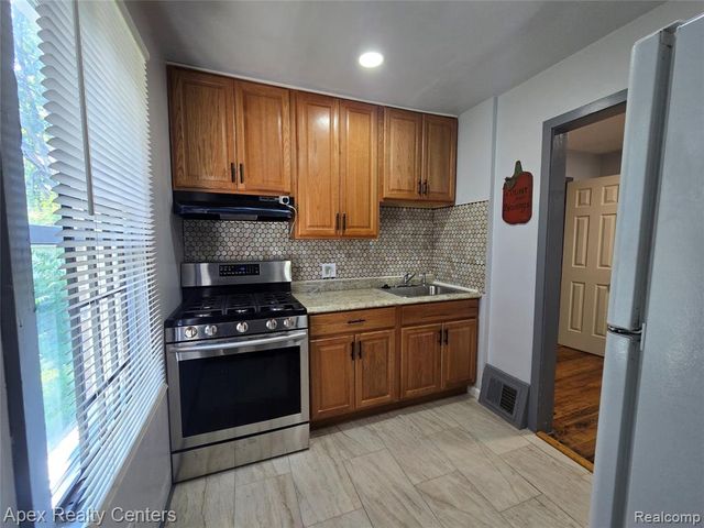 7671 - 7675 Evergreen Avenue, Detroit, MI 48228
