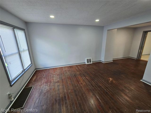 7671 - 7675 Evergreen Avenue, Detroit, MI 48228