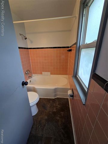 7671 - 7675 Evergreen Avenue, Detroit, MI 48228