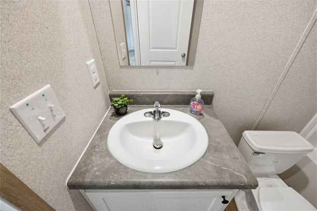 8611 NE 61ST PLACE, Bronson, FL 32621