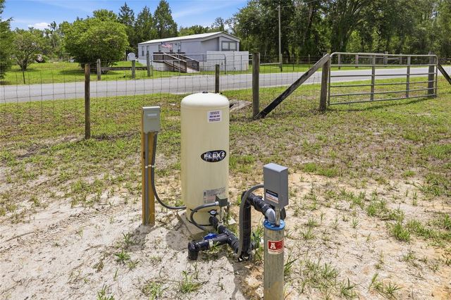 8611 NE 61ST PLACE, Bronson, FL 32621