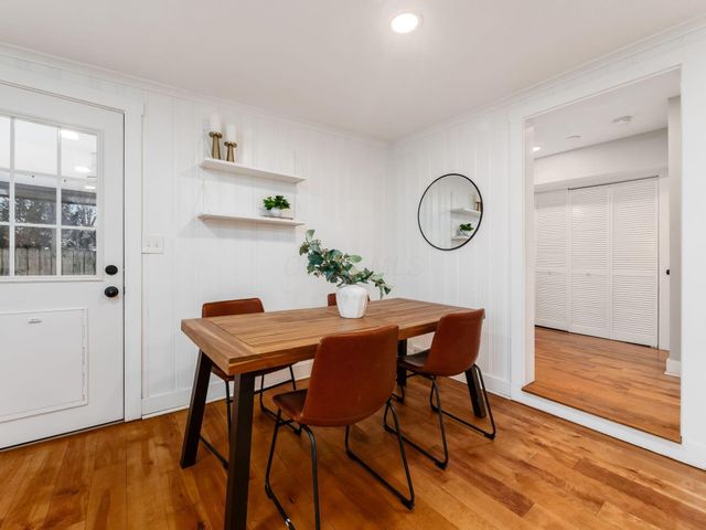 353 Kenbrook Drive, Worthington, OH 43085