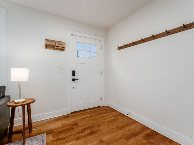 353 Kenbrook Drive, Worthington, OH 43085