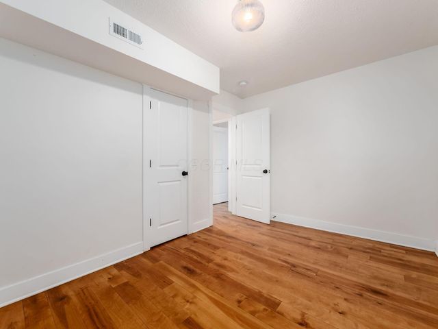 353 Kenbrook Drive, Worthington, OH 43085