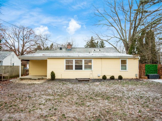 353 Kenbrook Drive, Worthington, OH 43085