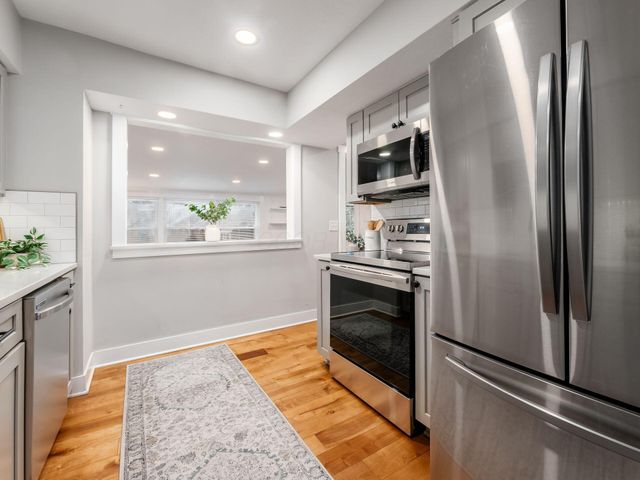 353 Kenbrook Drive, Worthington, OH 43085