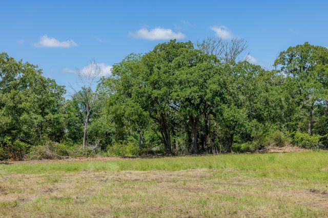 6501 Atakapan Trail, Bedias, TX 77831