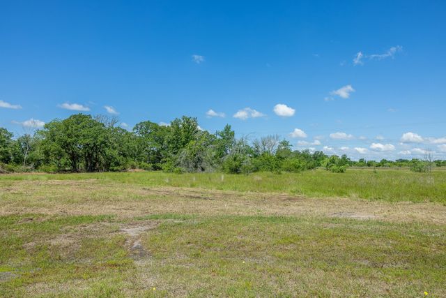 6501 Atakapan Trail, Bedias, TX 77831