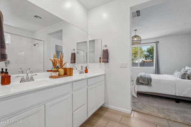 25183 N 135TH Avenue, Peoria, AZ 85383