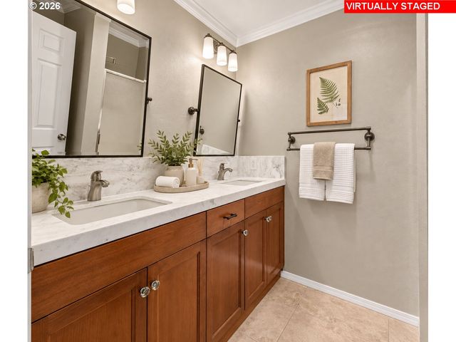 1523 Se CUTTER Ln, Vancouver, WA 98661