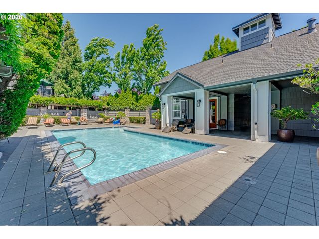 1523 Se CUTTER Ln, Vancouver, WA 98661