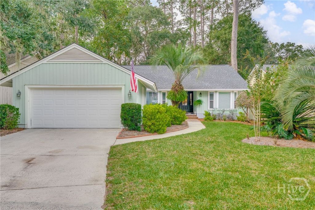Image 1 of property listing at 11 Lanyard Court, Savannah, GA 31411