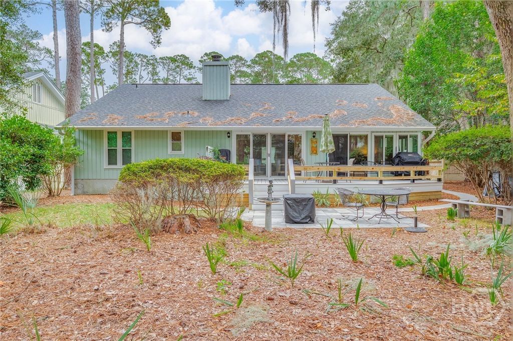 Image 26 of property listing at 11 Lanyard Court, Savannah, GA 31411