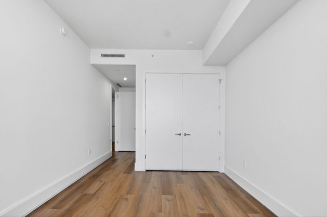 220 Lake Shore Drive 1808, Lake Park, FL 33403