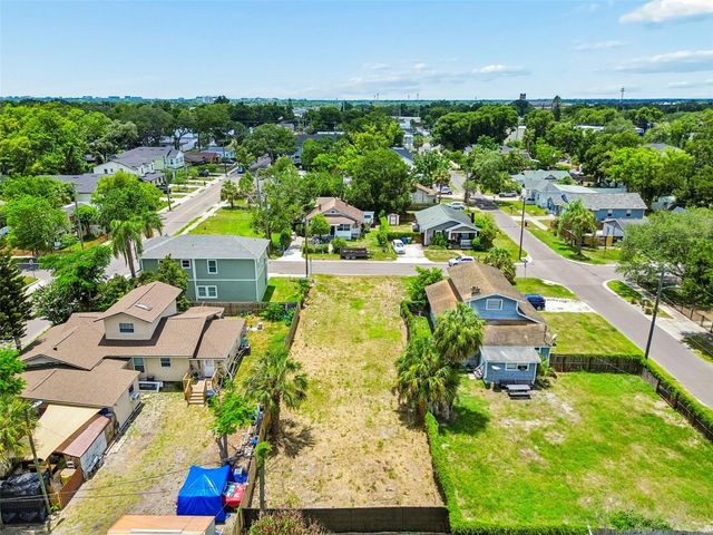 4805 N 10TH STREET, Tampa, FL 33603