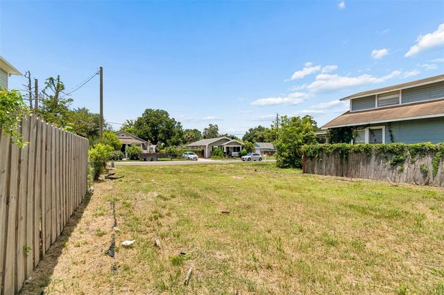 4805 N 10TH STREET, Tampa, FL 33603
