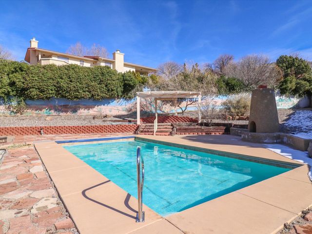 1304 Onava Court NE, Albuquerque, NM 87112