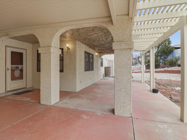 1304 Onava Court NE, Albuquerque, NM 87112