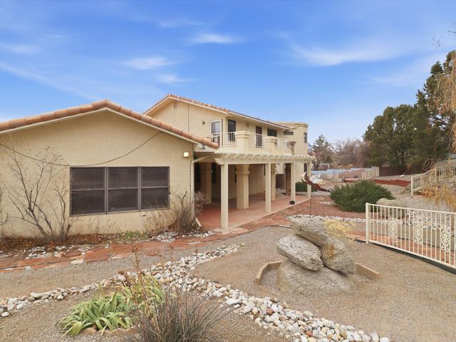 1304 Onava Court NE, Albuquerque, NM 87112