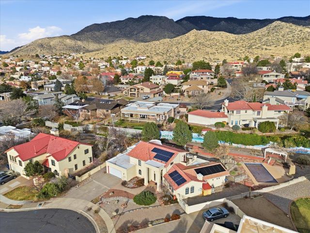 1304 Onava Court NE, Albuquerque, NM 87112