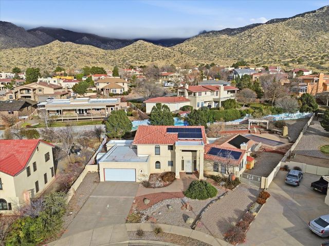 1304 Onava Court NE, Albuquerque, NM 87112