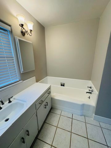 1431 N Plano Street, Porterville, CA 93257