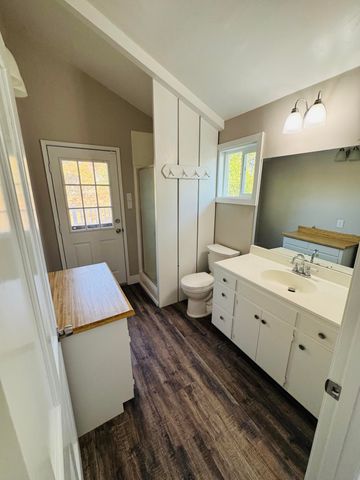 1431 N Plano Street, Porterville, CA 93257