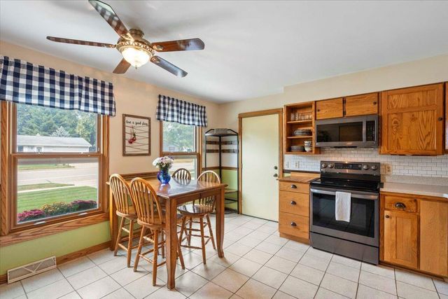 1309 Vandenburg Street, Sun Prairie, WI 53590