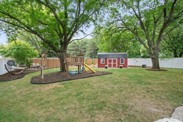 1309 Vandenburg Street, Sun Prairie, WI 53590