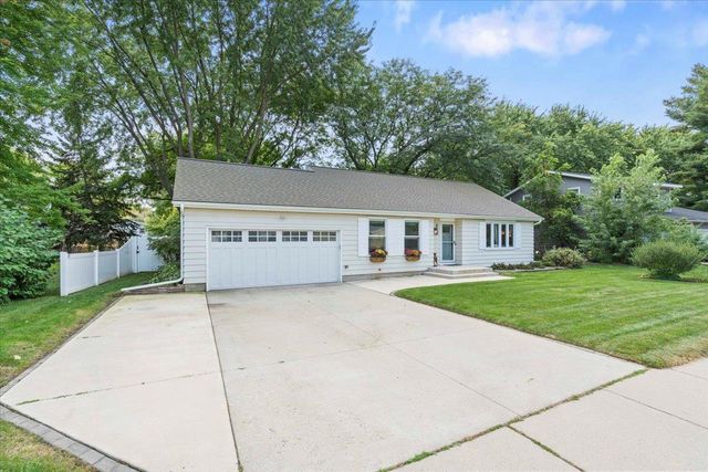 1309 Vandenburg Street, Sun Prairie, WI 53590