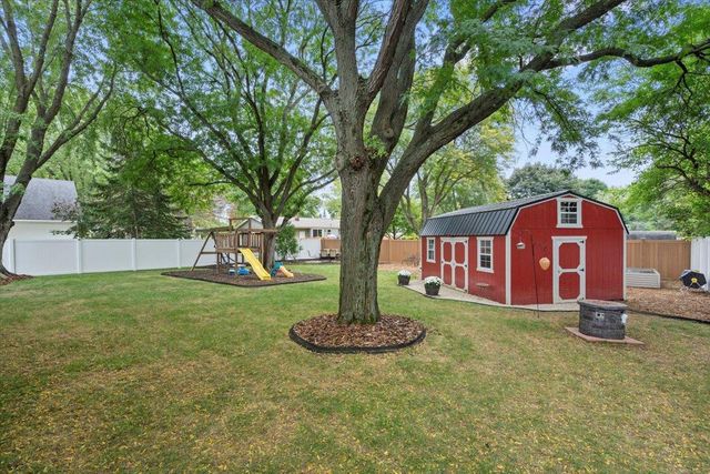 1309 Vandenburg Street, Sun Prairie, WI 53590