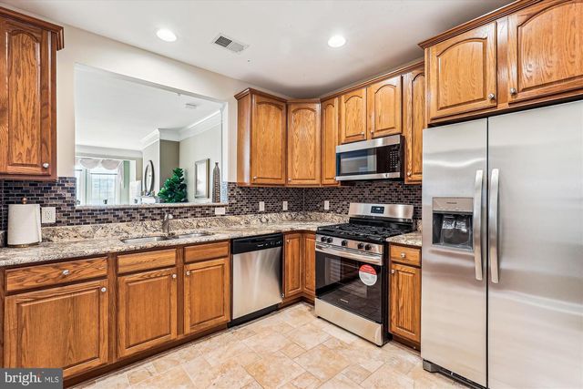 44485 Chamberlain Ter Unit 205, Ashburn, VA 20147