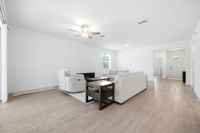 9776 Minnow Ray Drive, Land O'lakes, FL 34638