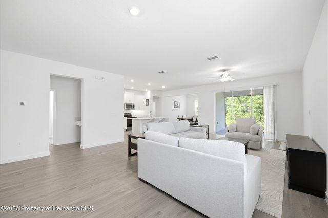 9776 Minnow Ray Drive, Land O'lakes, FL 34638
