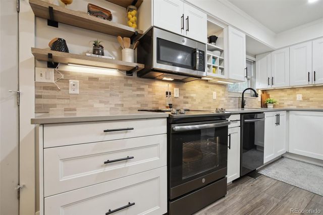 6948 Buckskin Drive, Littleton, CO 80125