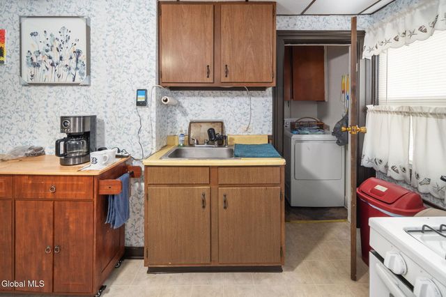 42 McElwain Avenue, Cohoes, NY 12047