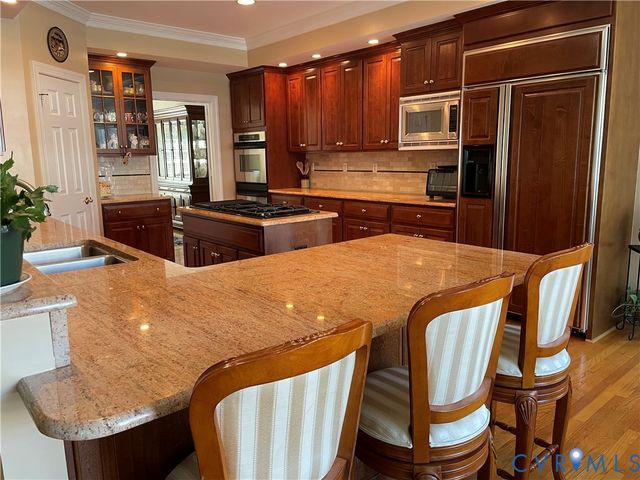 2401 Bell Tower Pl, Henrico, VA 23233