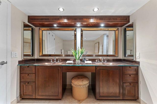 2003 N Ocean Boulevard 902, Boca Raton, FL 33431