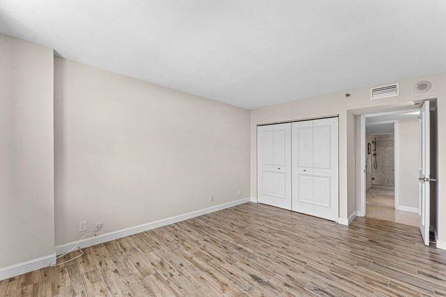 2003 N Ocean Boulevard 902, Boca Raton, FL 33431