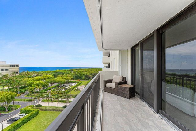 2003 N Ocean Boulevard 902, Boca Raton, FL 33431