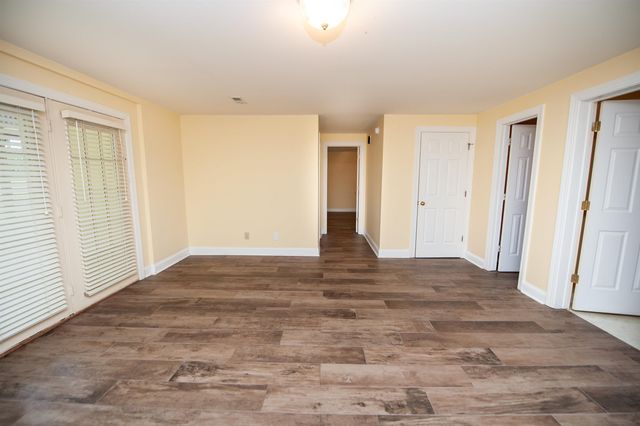 224 E Woodglen Road, Spartanburg, SC 29301