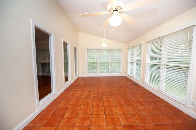 224 E Woodglen Road, Spartanburg, SC 29301