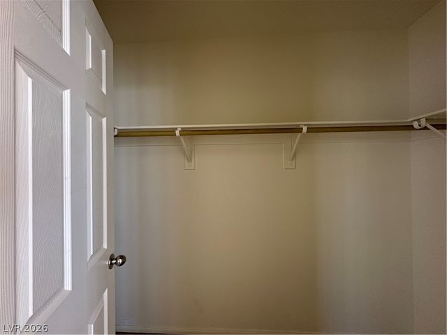 6690 Apollos Gate Court, Las Vegas, NV 89142