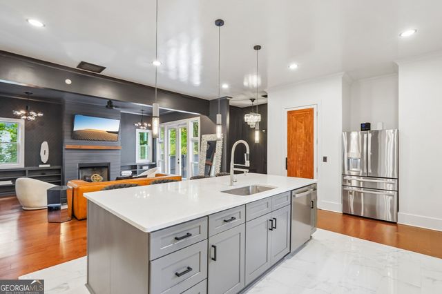 330 Seventh Avenue, Scottdale, GA 30079
