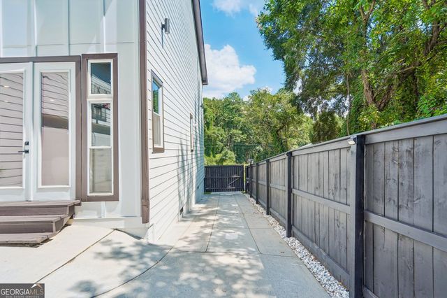 330 Seventh Avenue, Scottdale, GA 30079
