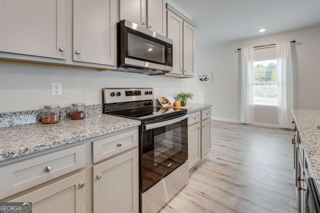 1715 Hillview Lane, Lithonia, GA 30058