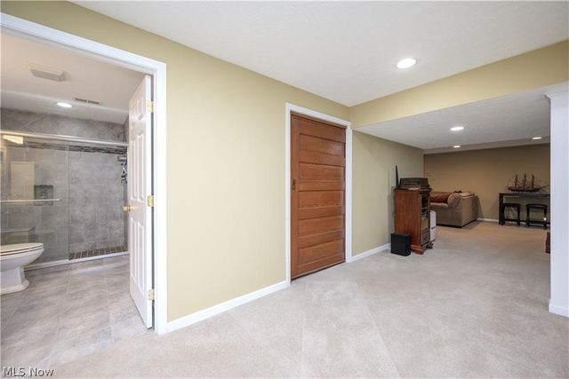 1242 Bexley Circle, Akron, OH 44312
