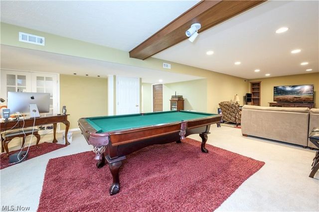 1242 Bexley Circle, Akron, OH 44312